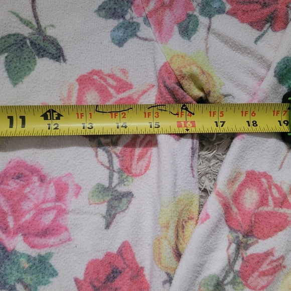 Wildfox Floral Sweatshirt - Picture 4 of 5